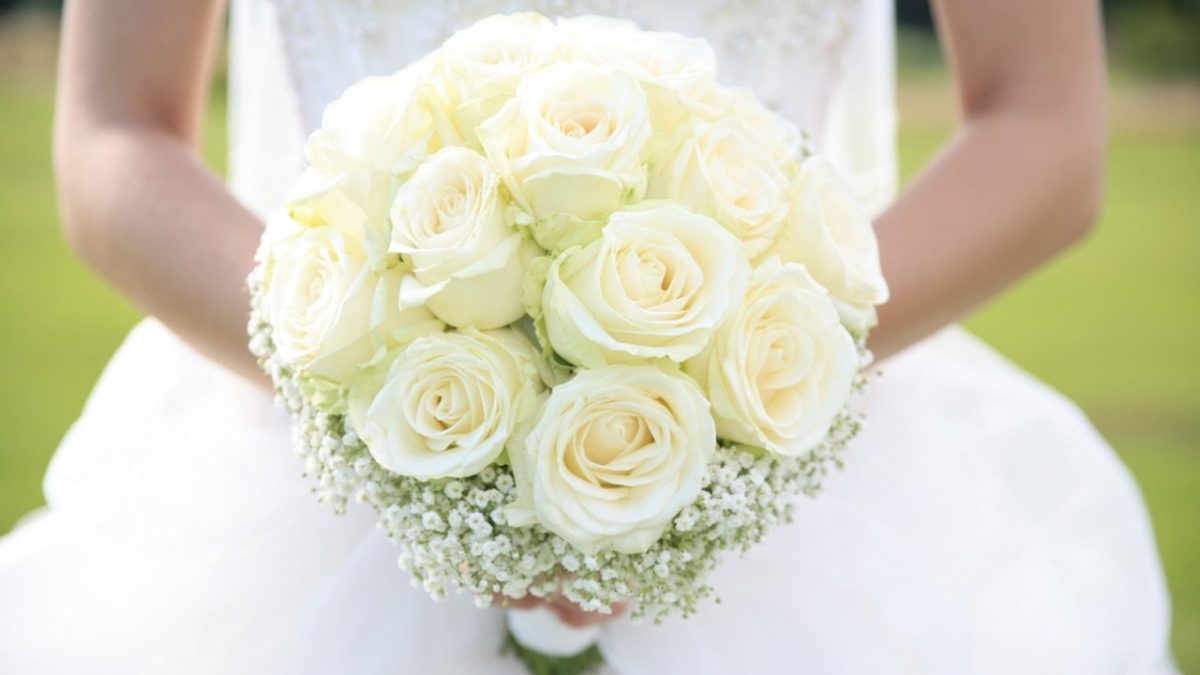Bouquet Sposa Rose E Calle.White Wedding Bouquet Here Are The Possible Combinations